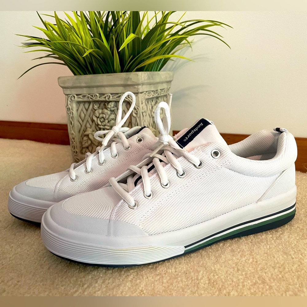 9.5 Keds Sport BRAND NEW